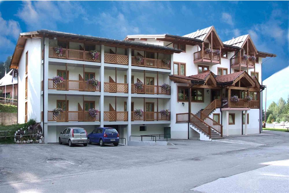 Hotel Fantelli Folgarida Exterior foto